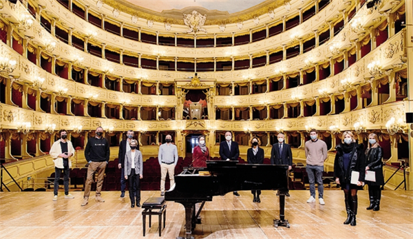 Chrèon va a Teatro!