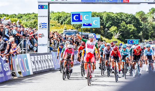 Lonardi triumphs for Polti VisitMalta at the GP Plouay
