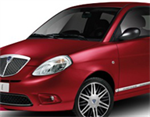Charme und Aufregungen auf dem Laufsteg mit dem Original Lancia Ypsilon Elle !
